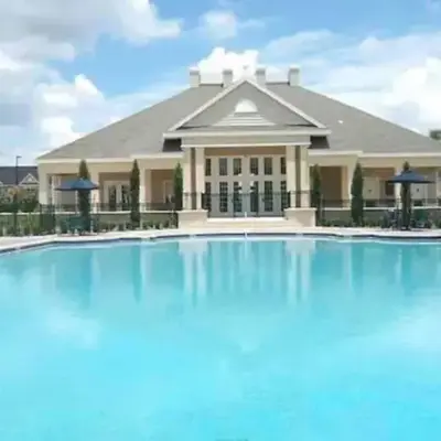Renovated 4 bed3 bath Townhome near Disney