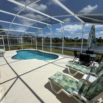 Relaxing 3BR/2BA Home - Just 15 Minutes from Disney!