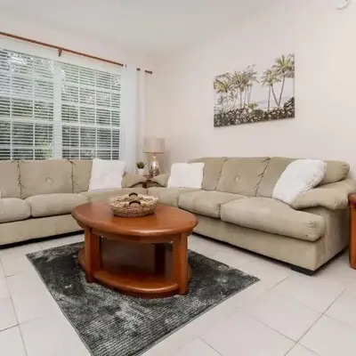 Urban 3 Bed 2 Bath Condo- Perfect stay while exploring Orlando