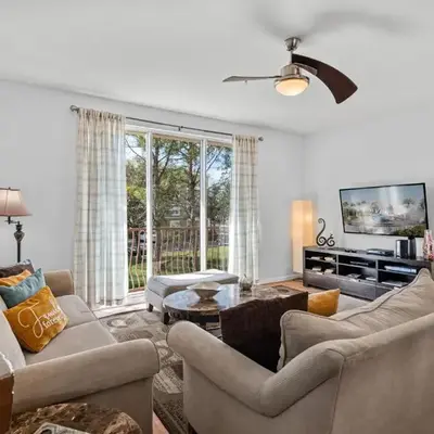 Disney Getaway Townhouse with Private Pool. Book Now VC304