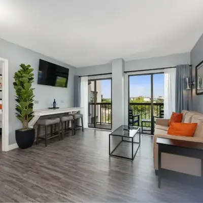 Volcano View 2 Bed 2 Bath Condo with Balcony