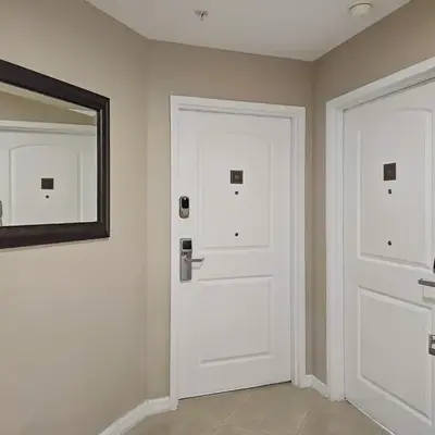 2BR 2BA Grand Duo Suite Sleeps 8 Near Universal and I Drive