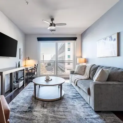 Landing Stylish 1BD Rooftop Lounge Gym