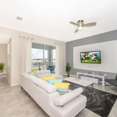 Lake View Condo Near Disney