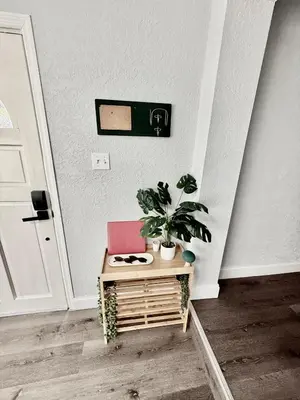 a room with a table with a plant on it at Relaxing 3BR Home Near Orlando Downtown & Parks in Orlando