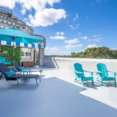 Studio with Private Terrace and Volcano Bay View Near Epic Universe