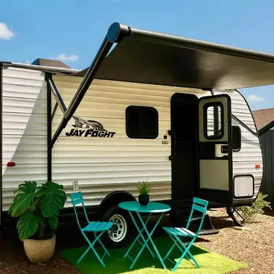 Cozy RV in Winter Park with Pool Hot tub Private Patio Fire pit