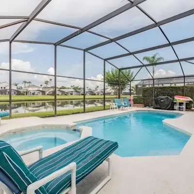 Casa 4Q no Lake Berkley c/ Piscina Privativa