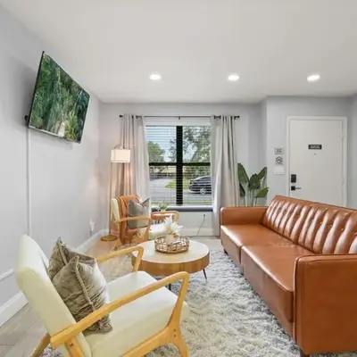 Modern Escape Near Lake Eola and Downtown Orlando