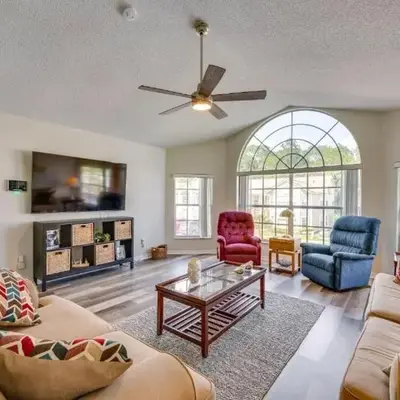 DisneyCondo 10 PP Mr Fredricksen House