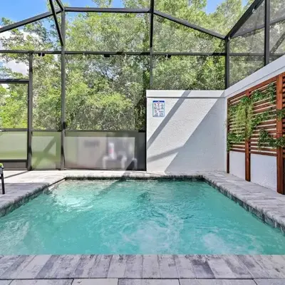 Look Out over Nature - Unique FRESH Corner Home
