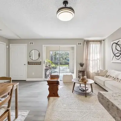 Quiet Gated Condo Near Universal with Pool and View