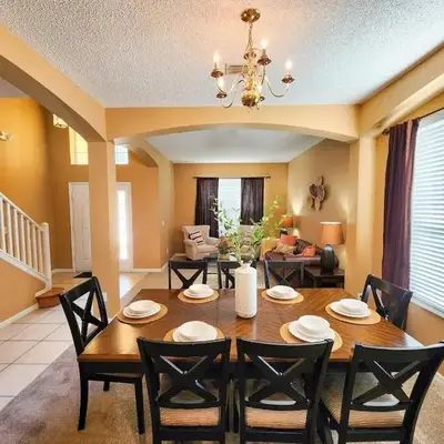 Spacious 7BR Retreat w Pool & Jacuzzi V#202