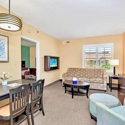 Condo w Hot Tub & Pool - Steps to Universal Studio