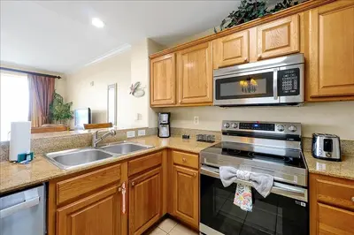 Gallery image of Lakefront Resort Condo near Disney & Epic Universe in Orlando