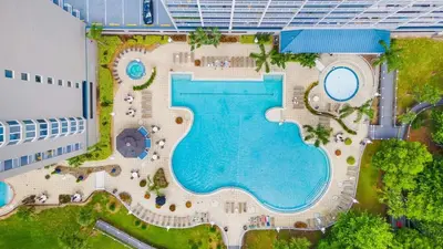 Gallery image of Lakefront Resort Condo near Disney & Epic Universe in Orlando