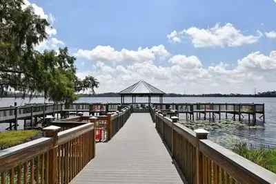 Gallery image of Lakefront Resort Condo near Disney & Epic Universe in Orlando