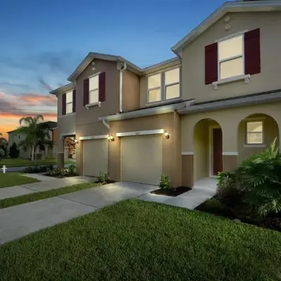 Four Bedrooms Townhouse 5102