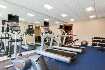 a gym with treadmills and cardio machines at Residence Inn Orlando Lake Mary in Lake Mary