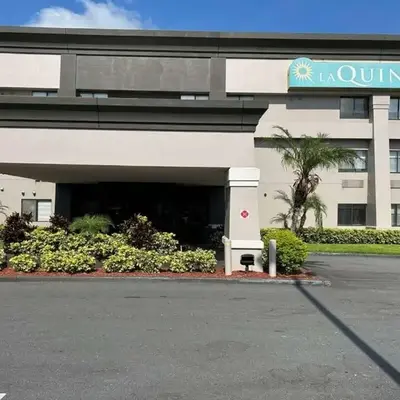 Baymont by Wyndham Orlando South