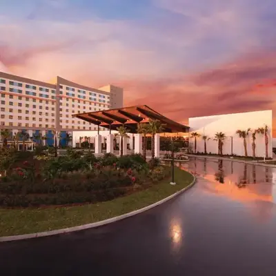 Universal’s Endless Summer Resort – Dockside Inn and Suites