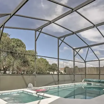 Beautiful Kissimmee Home - 5 Mi to Disney World!