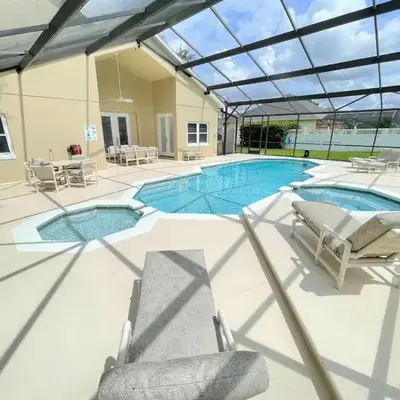 Mickeys Circle - Gorgeous! Modern 6BR