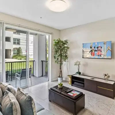 First floor Vista Cay Condo wFREE Resort Access