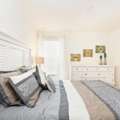 3Br 3Bath Townhome BBQ Pool 15min Disney 1291ft