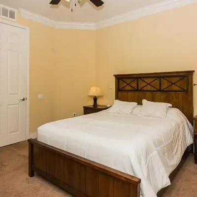 Spacious Vista Cay Condo near Universal Studios