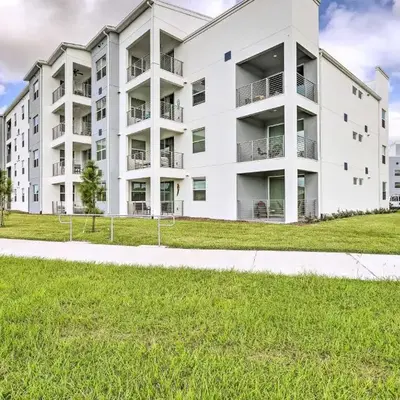 Kissimmee Condo about 10 Mi to Disney Attractions