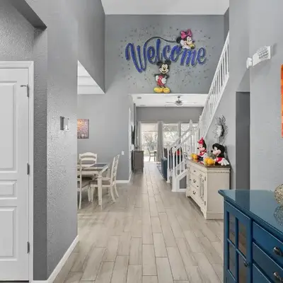 Luxury 5BR Villa Near Disney
