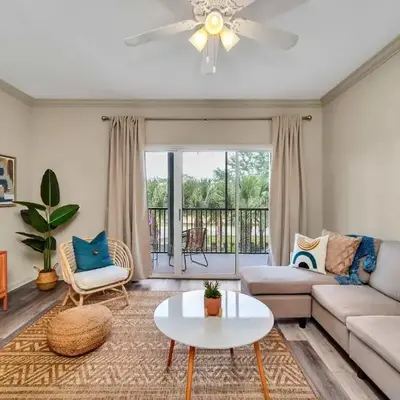 Bright 3BR Condo With Pool