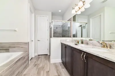 Gallery image of Utopic Home With Themed Rooms, Game And Media Room And Waterpark & Resort Access Near Disney At Encore Resorts Reunion - 270Cl in Kissimmee