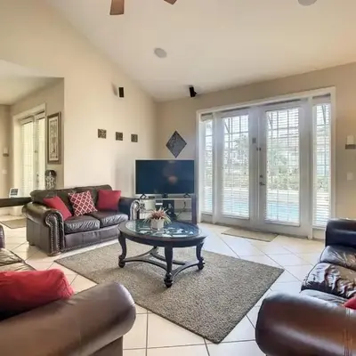 Fantastic 7 Bed 6 Bath in Prestigious Gated Comm