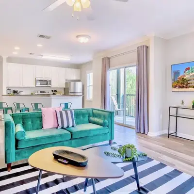 3BR Condo with Pool - Near Disney